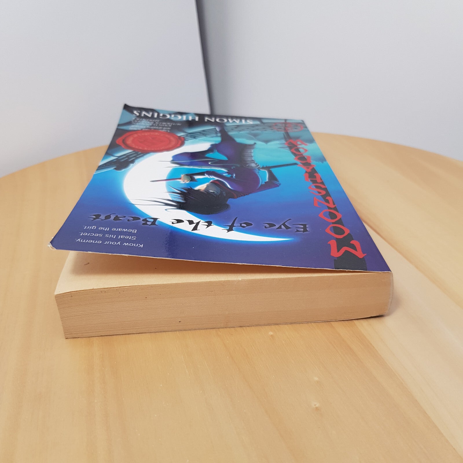 Moonshadow 1: Eye of the Beast By Simon Higgins · 2010 - paperback
