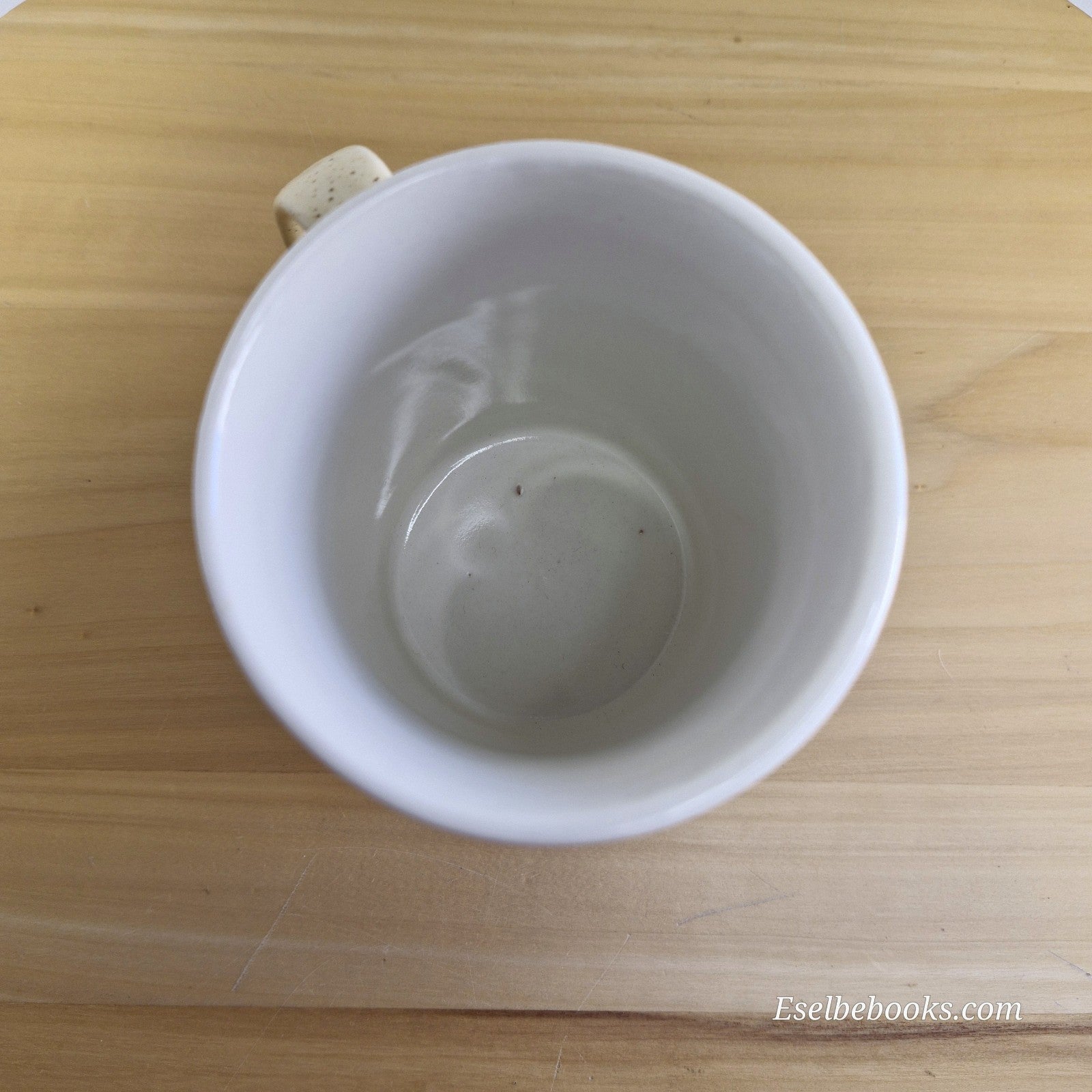 Sandalwood collectible ceramic mug - Rose & Crown Hotel Guildford WA