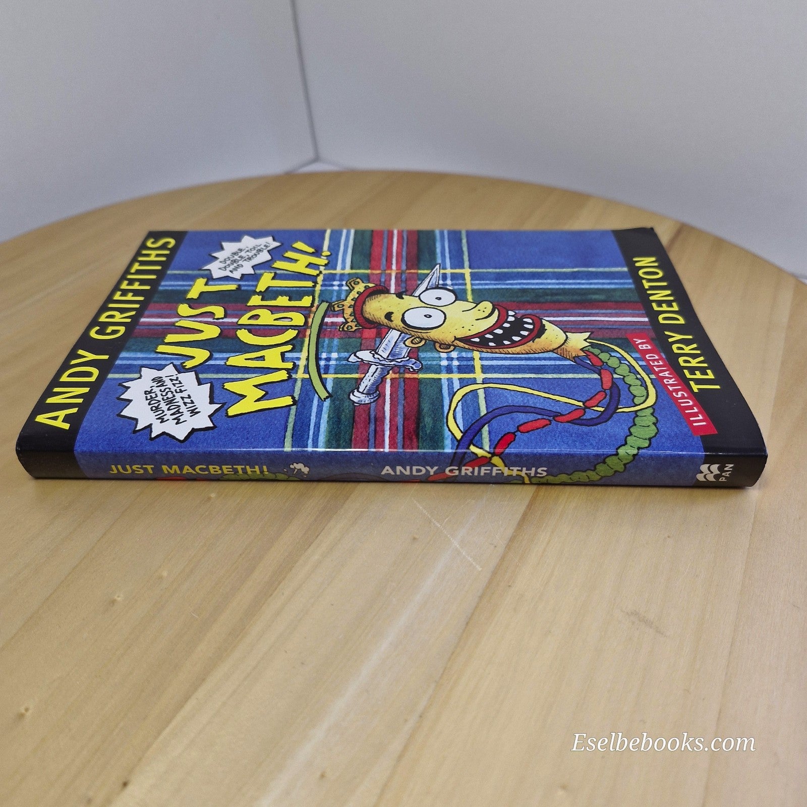 Just Macbeth (Just Series) by Andy Griffiths - paperback