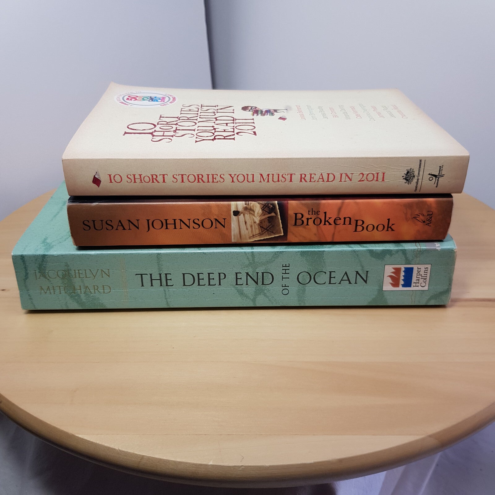 Bundle x 3 contemporary fiction paperbacks - The Broken Book/10 short stories...
