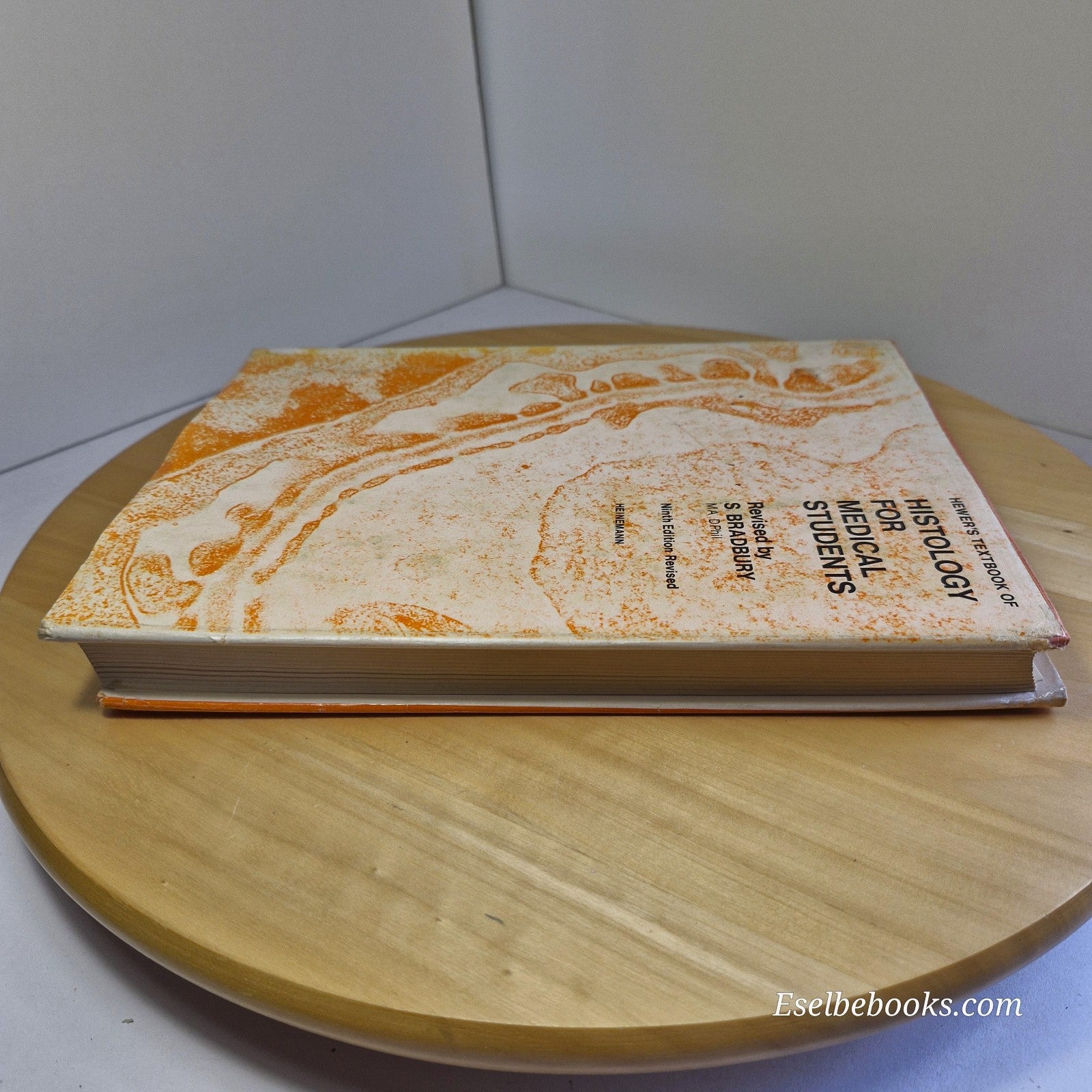 Hewer's Textbook of Histology for Medical Students 9th ed by Bradbury - harback