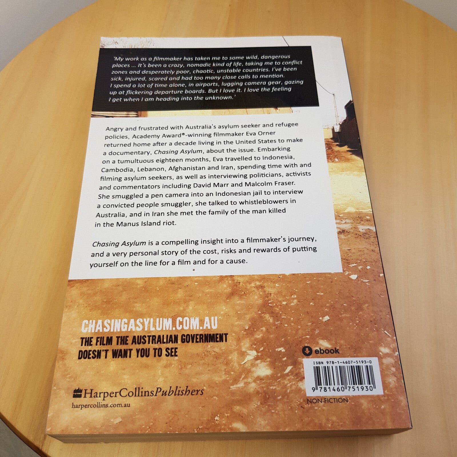 Australian autobiography - Chasing Asylum By Eva Orner · 2016 - paperback