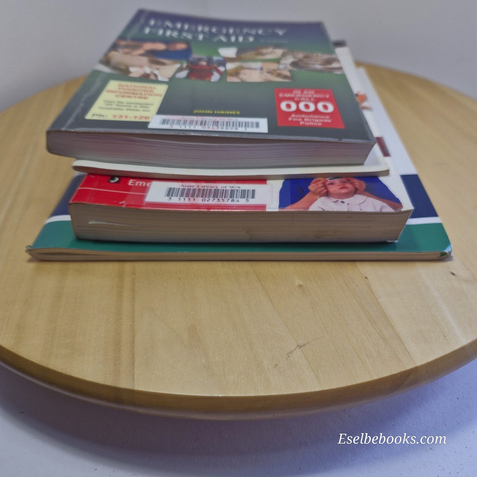 Emergency Medicine/first aid guides x 4 - Australian editions - paperbacks