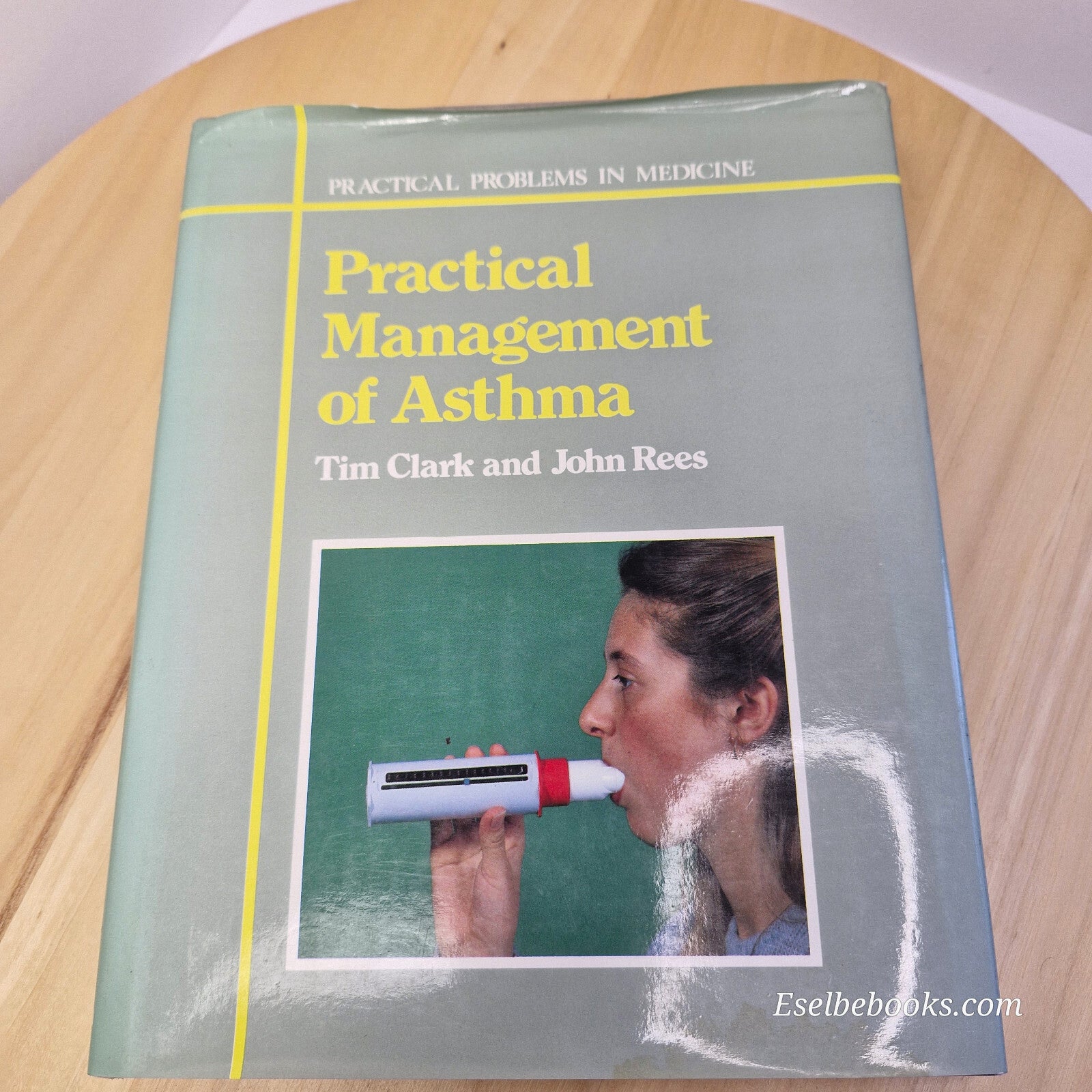Health: Practical Management On Asthma By Timothy John Hayes Clark, John Rees...