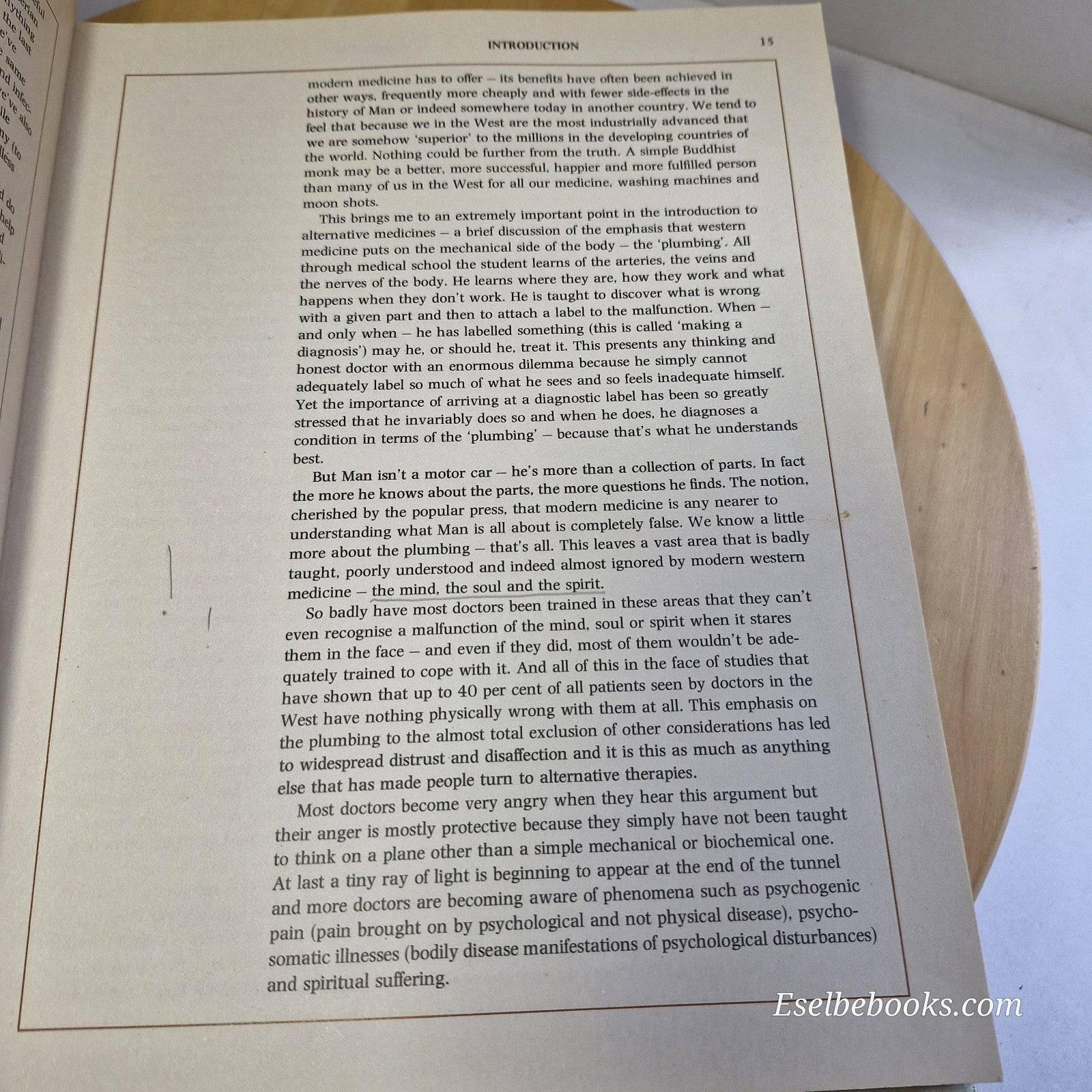 Alternative Medicine A Guide to Natural Therapies By Andrew Stanway · 1982