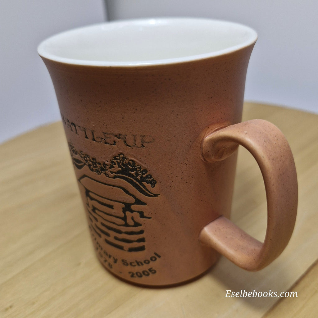 Sandalwood collectible ceramic mug - Wattleup Primary School 1978 - 2005