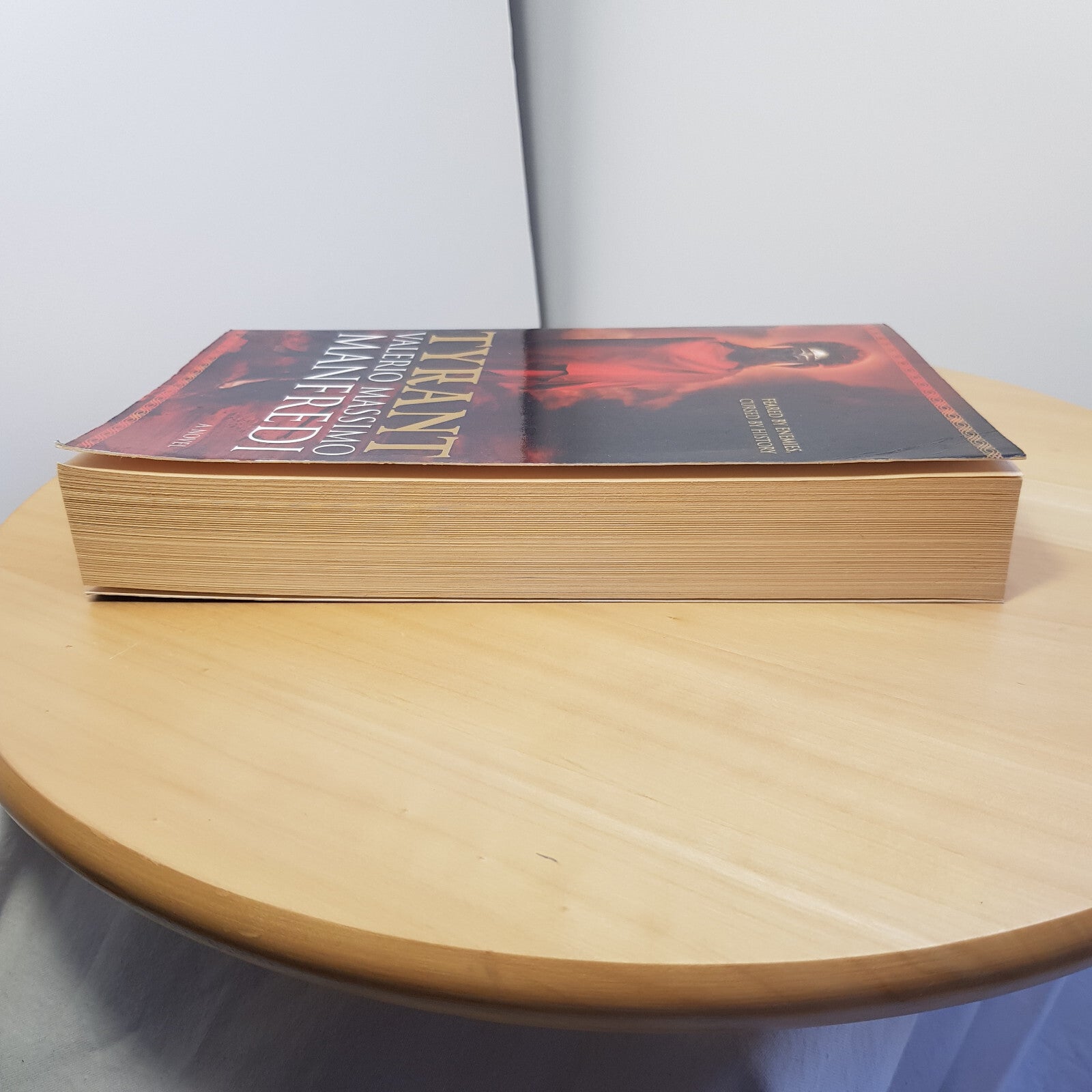 Tyrant By Valerio Manfredi · 2005 - large paperback