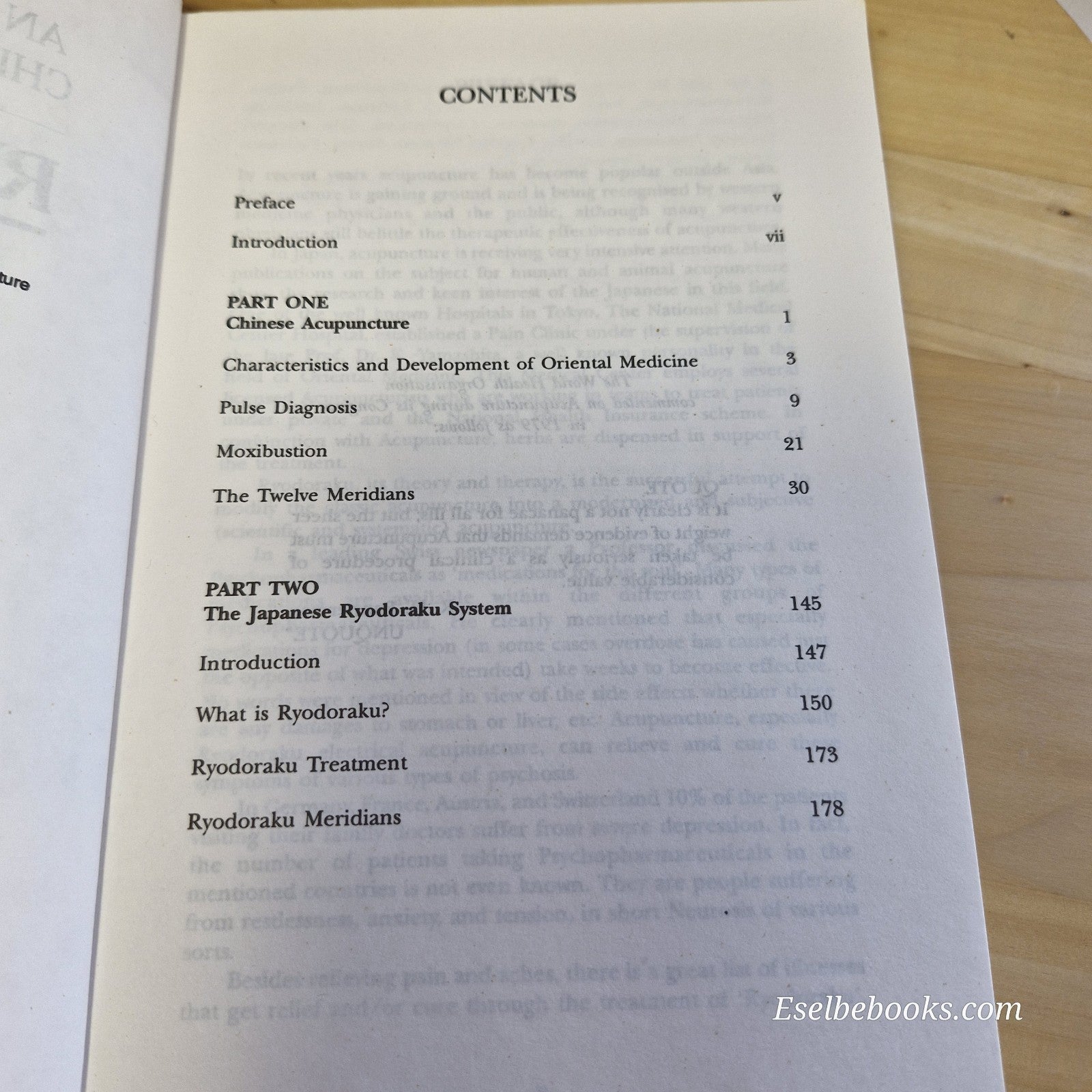 An Introduction to Chinese and Japanese Ryodoraku Acupuncture by K Junckerstorff