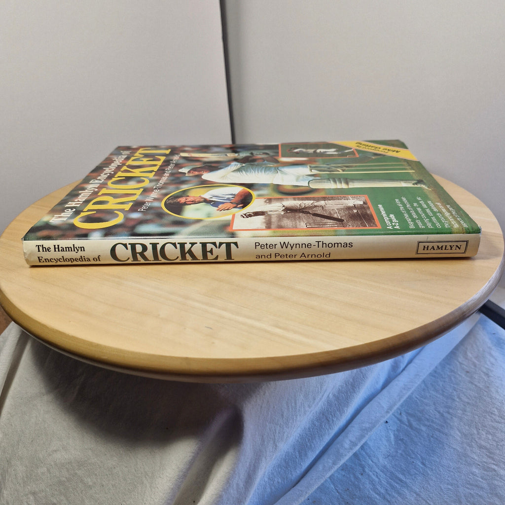 Sport: The Hamlyn Encyclopedia of Cricket By Peter Wynne-Thomas, Peter Arnold...