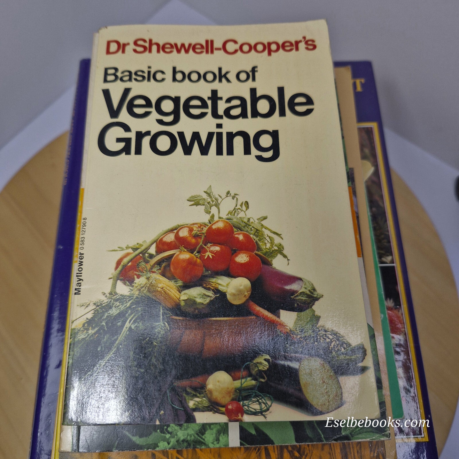 Gardening/planting companion guide books - buy 2 or more for discount March 2025