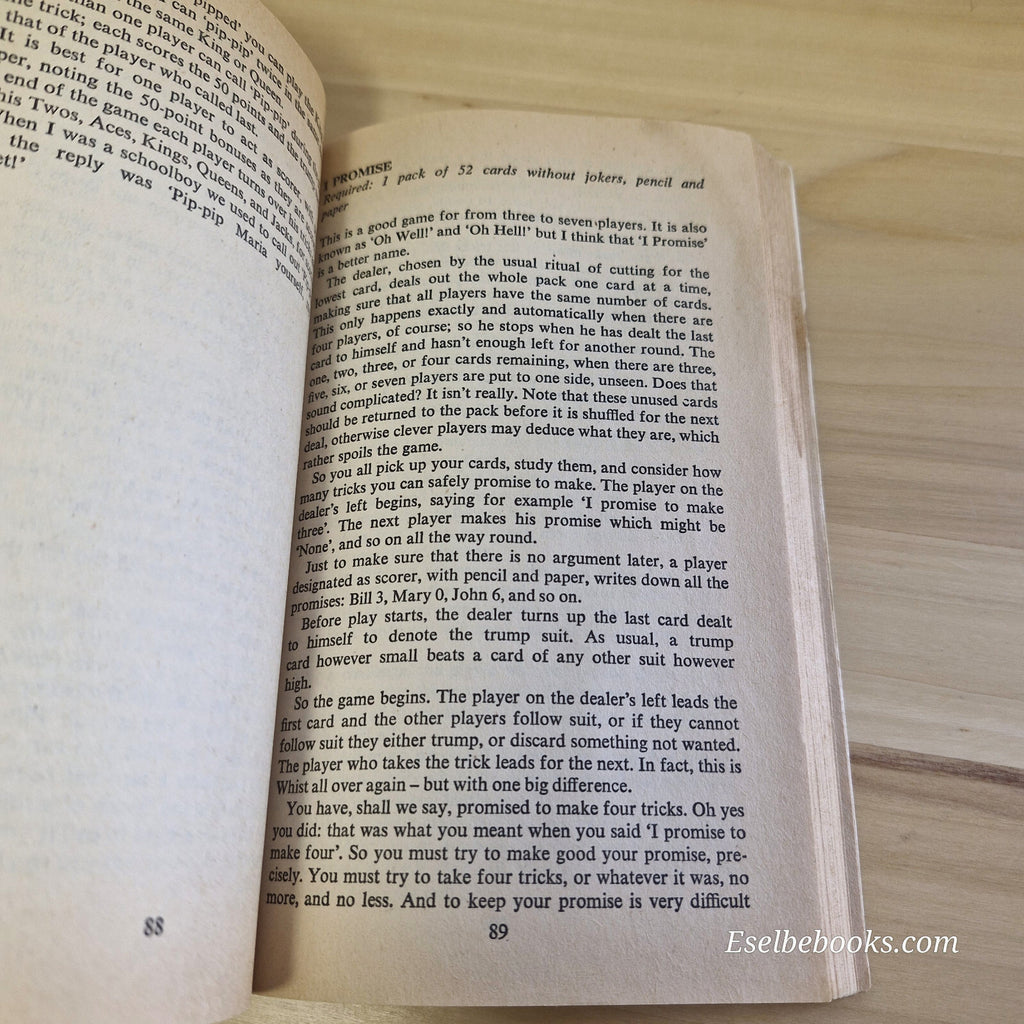 Guide: Waddingtons Family Card Games By Robert Harbin · 1972 - vintage paperback