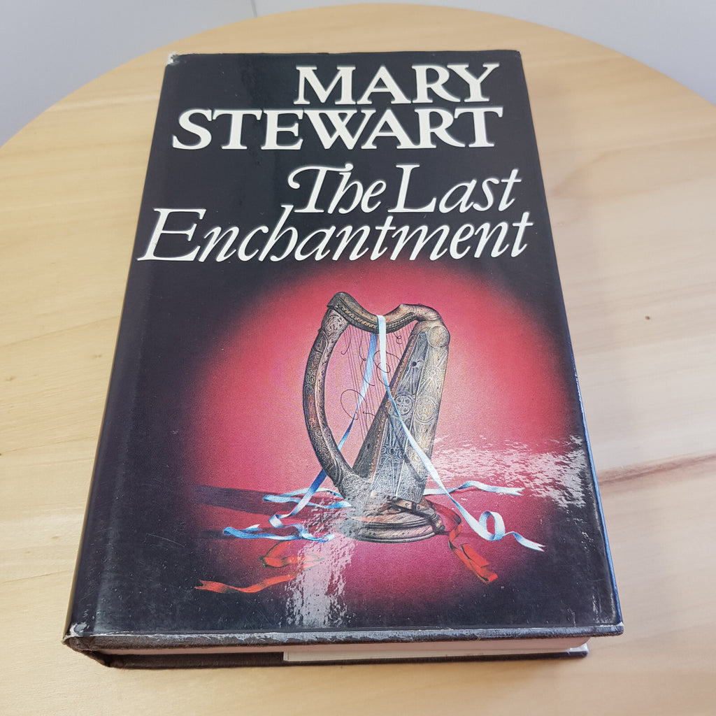 Historical fiction: The Last Enchantment - Book 3 of the Arthurian Saga By Ma...