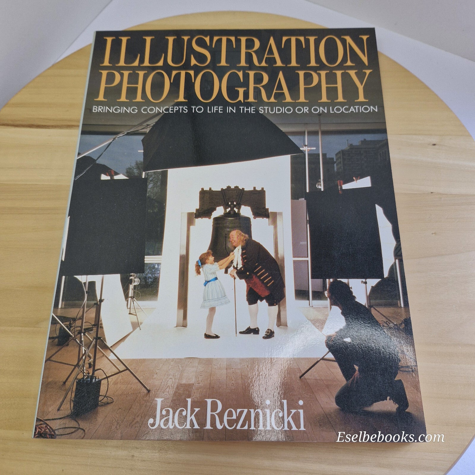 Illustration Photography By Jack Reznicki · 1987 - vintage paperback