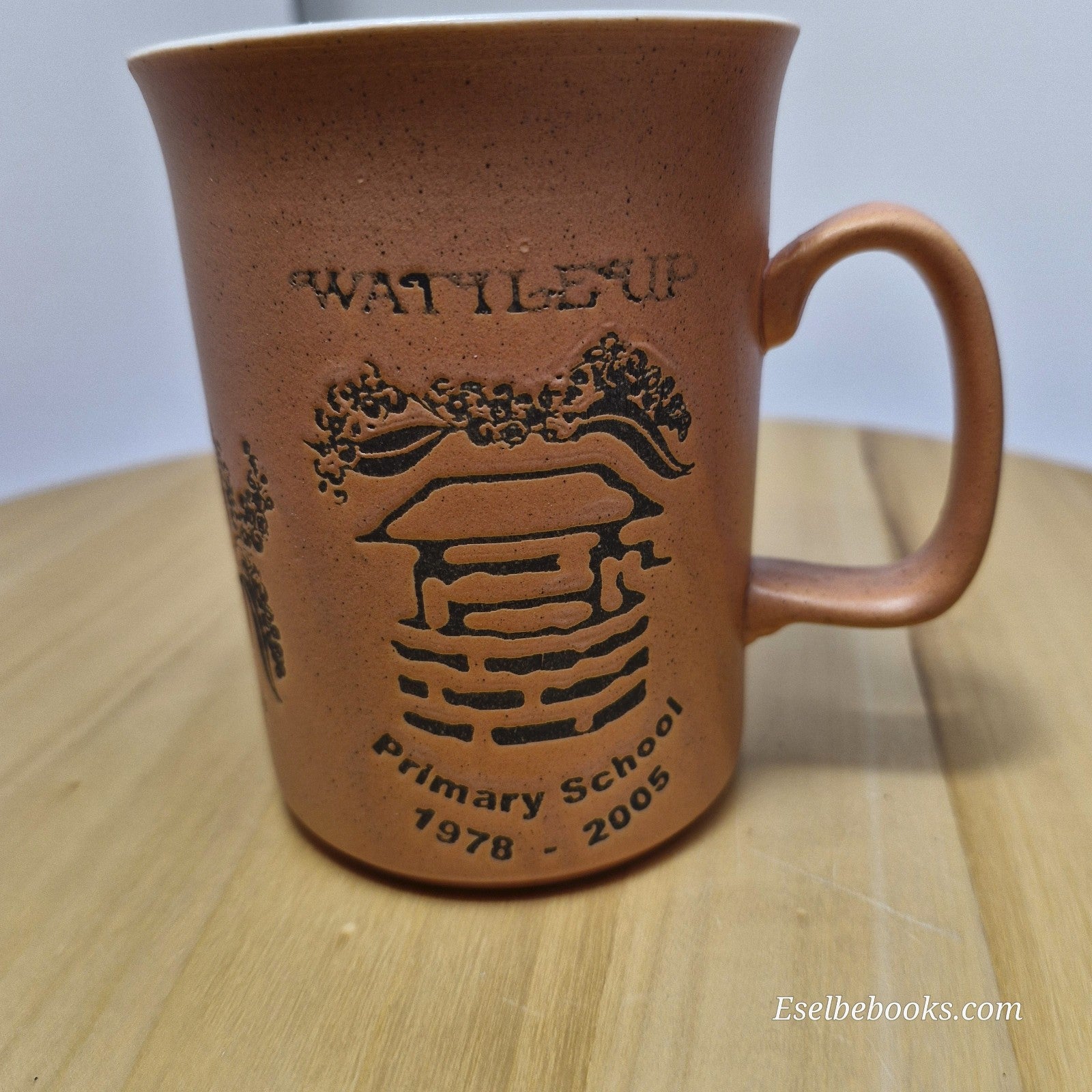 Sandalwood collectible ceramic mug - Wattleup Primary School 1978 - 2005