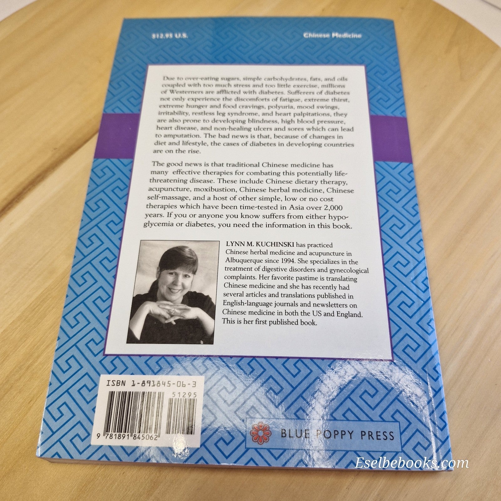 Controlling Diabetes Naturally: With Chinese Medicine by Lynn M Kuchinski - PB