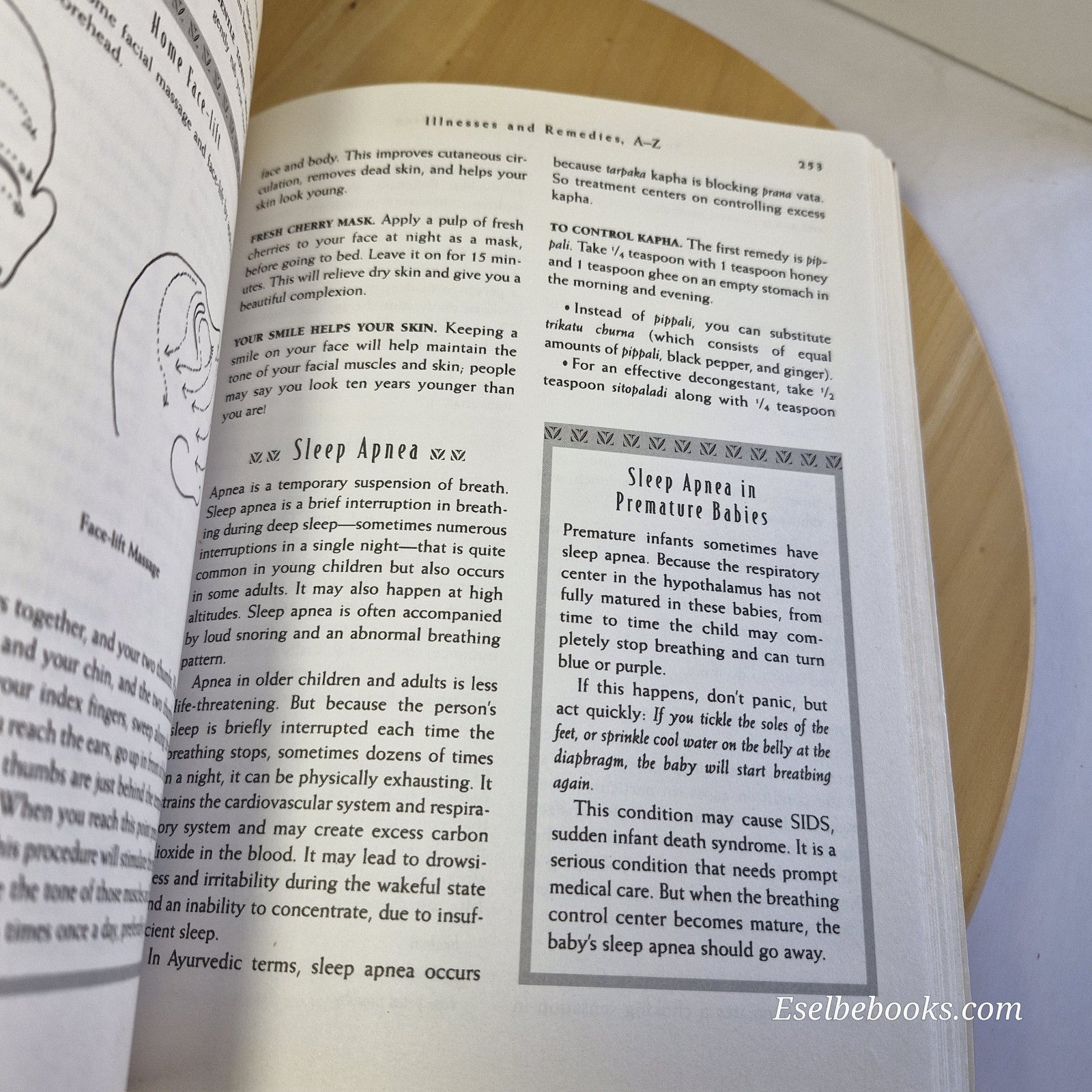 The Complete Book Of Ayurvedic Home Remedies: A comprehensive guide - V Lad