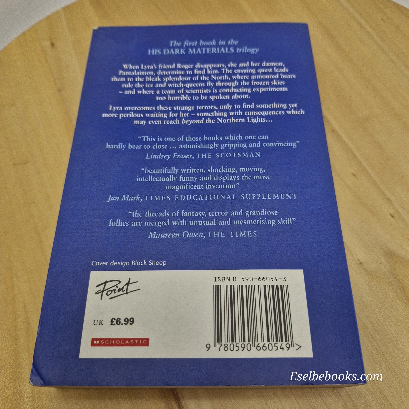 Northern lights by Philip Pullman Vol 1 of His dark materials series - paperback