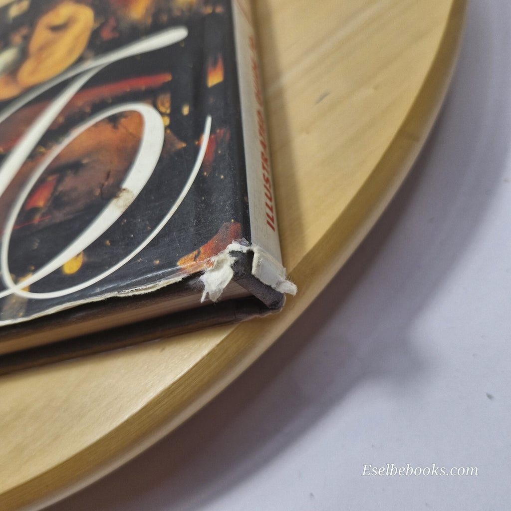 Illustrated guide to dreams by Valerie Francis - large hardback with dustjacket