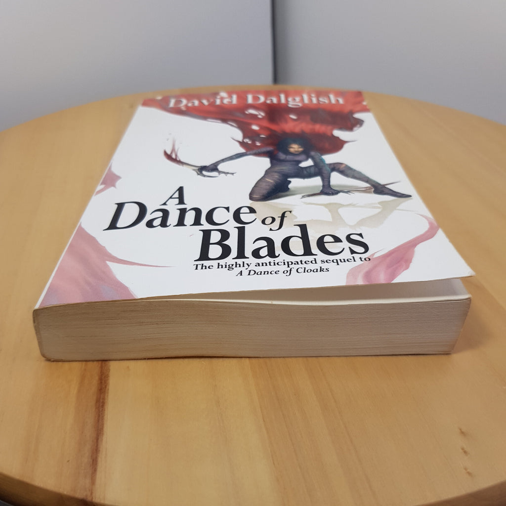 A Dance of Blades Book 2 of Shadowdance By David Dalglish - paperback