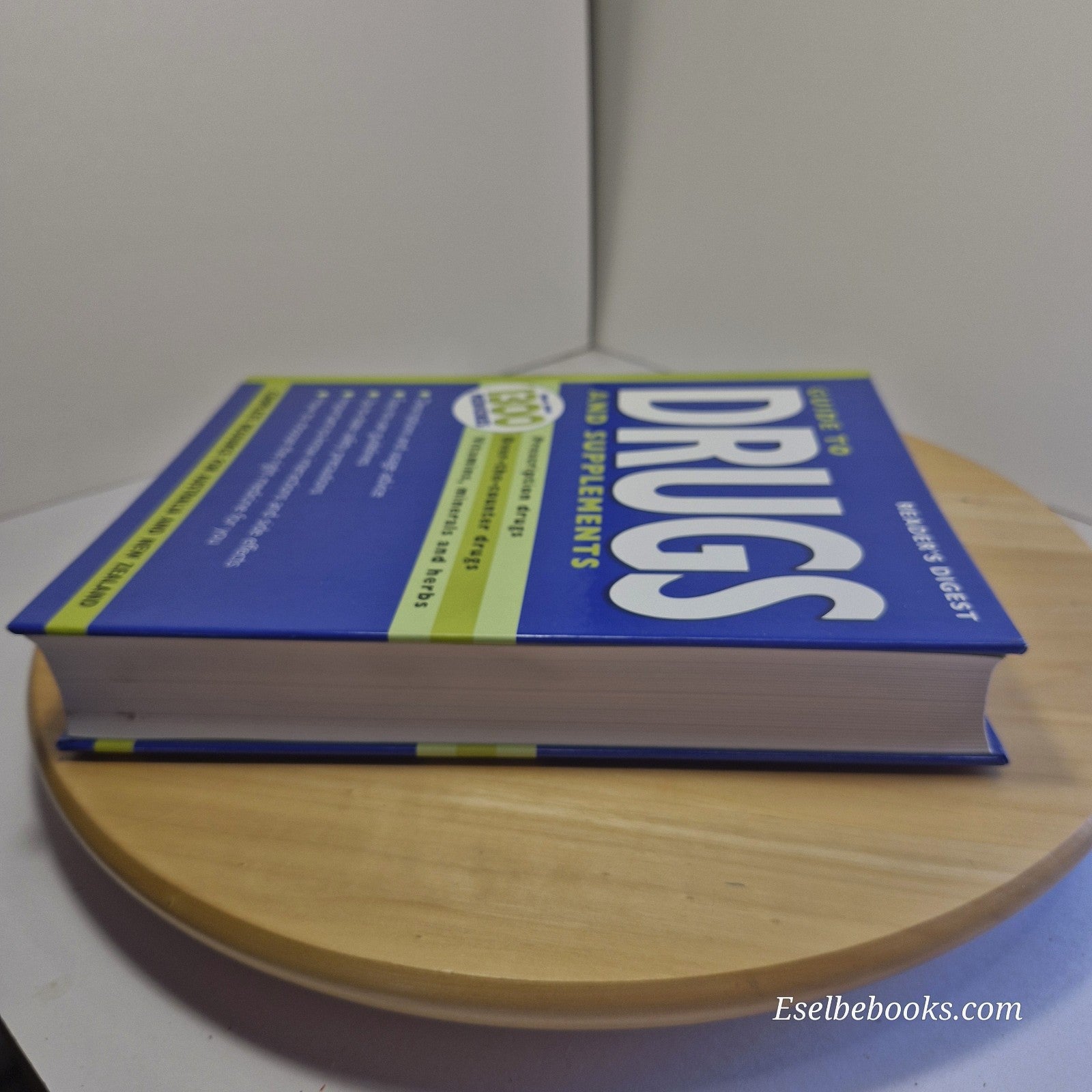 Guide to Drugs and Supplements by Reader's Digest Hardcover Over 1300 Medicines