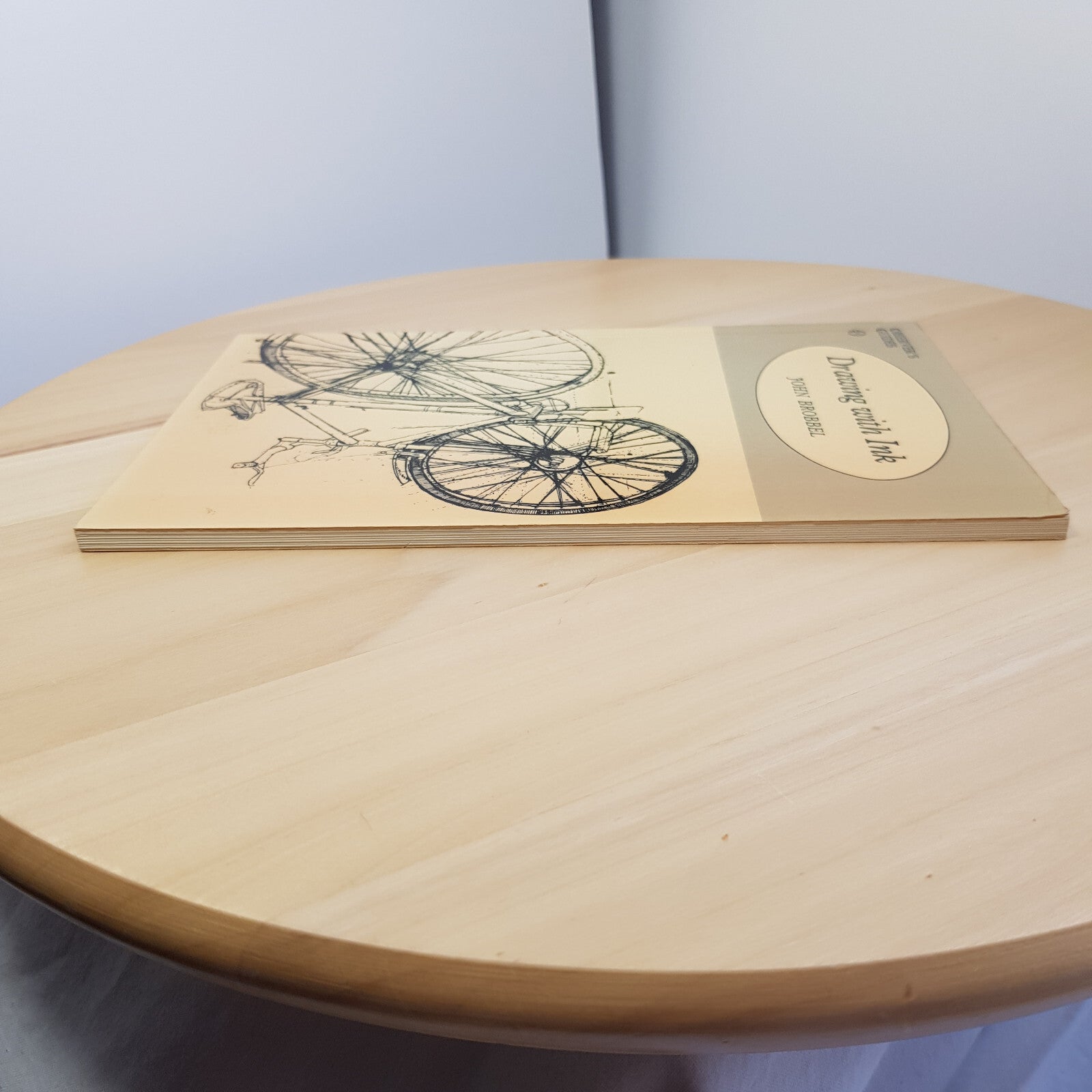 Observer's Guide - Drawing with Ink By John C. Brobbel · 1981 - vintage paper...