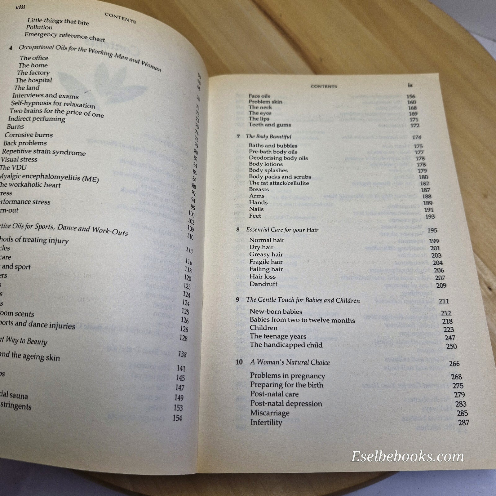 The Fragrant Pharmacy A Complete Guide to Aromatherapy & Essential Oils By Va...
