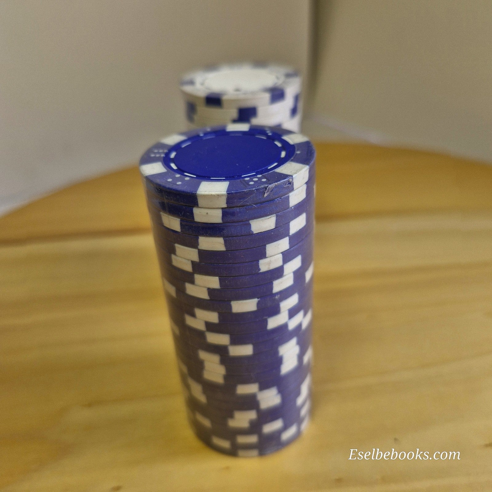 25 Dark Blue "Dice"  11.5 Grams Non-Denominated Blank Poker Chips