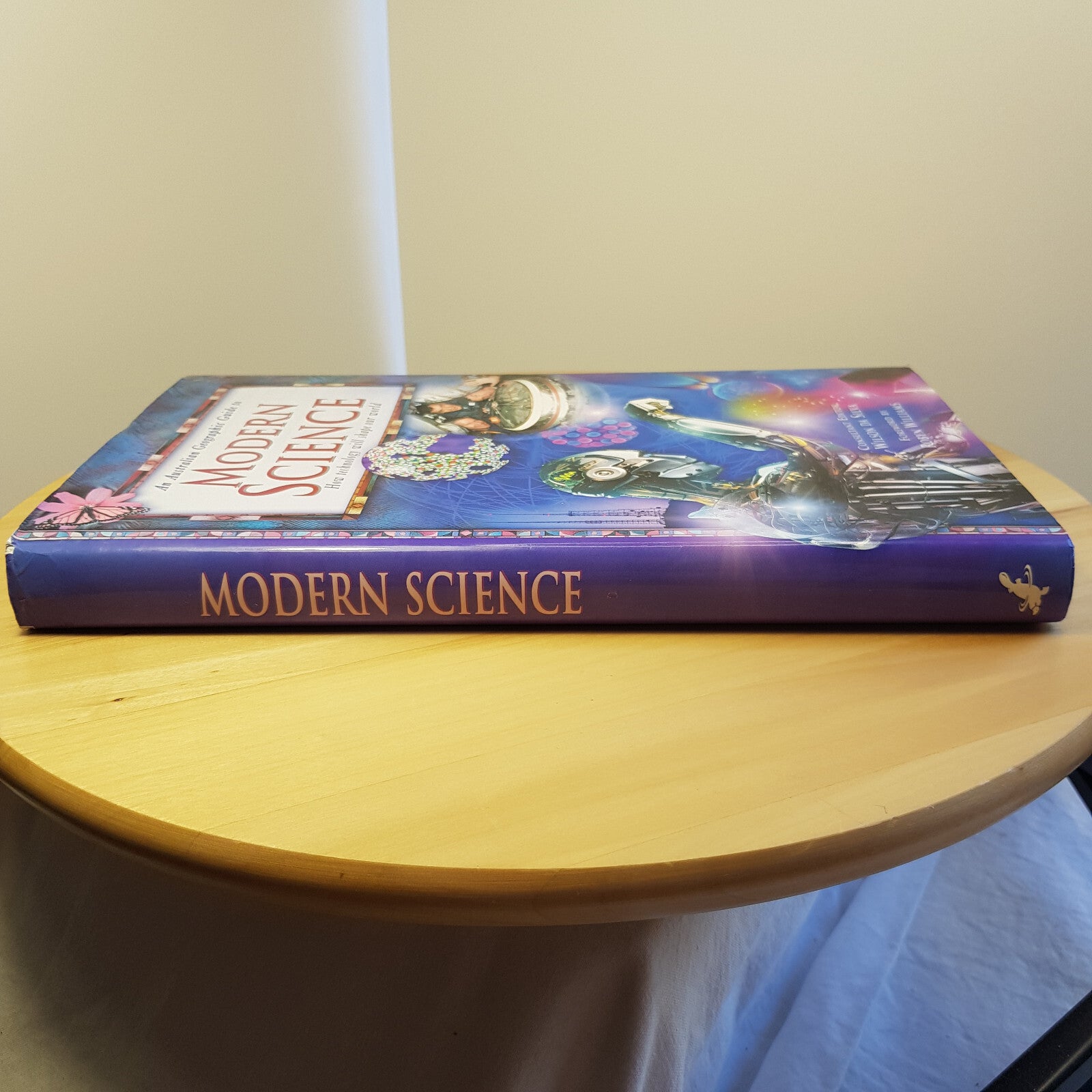 Science: An Australian Geographic Guide to Modern Science - 2002 - hardback w...