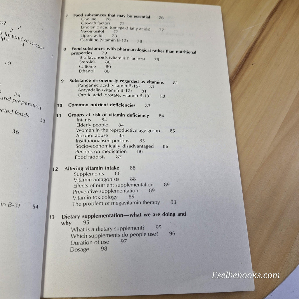 Use and Abuse of Vitamins: Food versus Pills by Soo Huang, Mark Wahlqvist...
